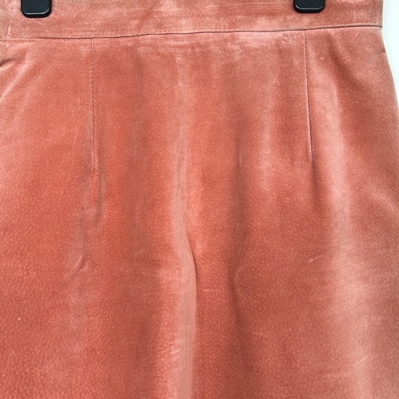Falls coming suede lined skirt - Picture 3 of 5